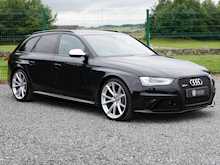 Audi 4.2 RS4 Avant Estate, Automatic FSI V8