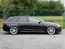 Audi 4.2 RS4 Avant Estate, Automatic FSI V8
