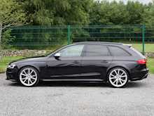 Audi 4.2 RS4 Avant Estate, Automatic FSI V8