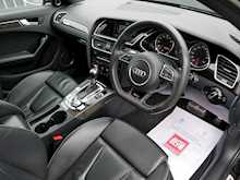 Audi 4.2 RS4 Avant Estate, Automatic FSI V8