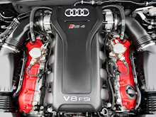 Audi 4.2 RS4 Avant Estate, Automatic FSI V8