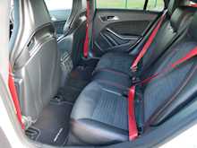 Mercedes-Benz CLA Class 2.0 CLA45 AMG Shooting Brake DCT 4MATIC