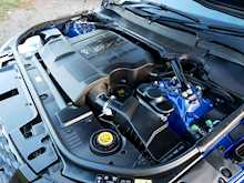 Land Rover Range Rover Sport 5.0 V8 Supercharged SVR