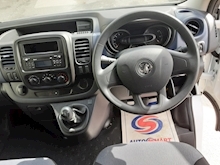 Vauxhall Vivaro L2 2900 120PS - Thumb 11