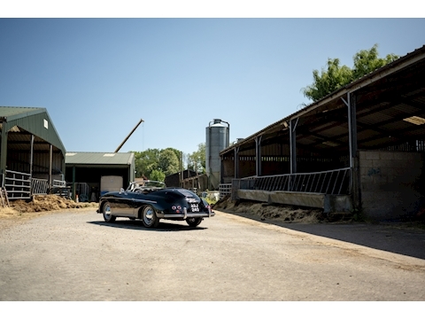 1957 Porsche 356 Speedster (53)