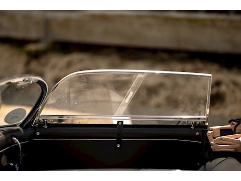 1957 Porsche 356 Speedster (53)