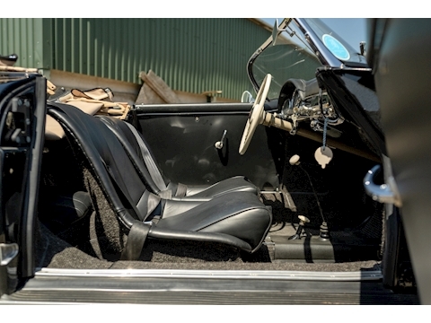 1957 Porsche 356 Speedster (53)