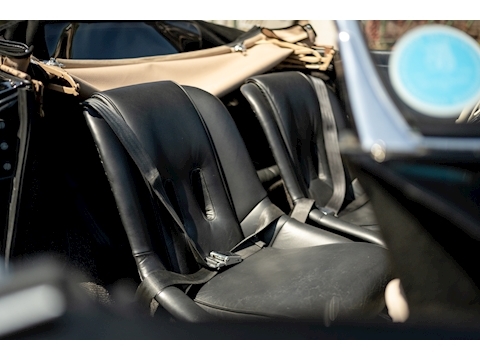 1957 Porsche 356 Speedster (53)