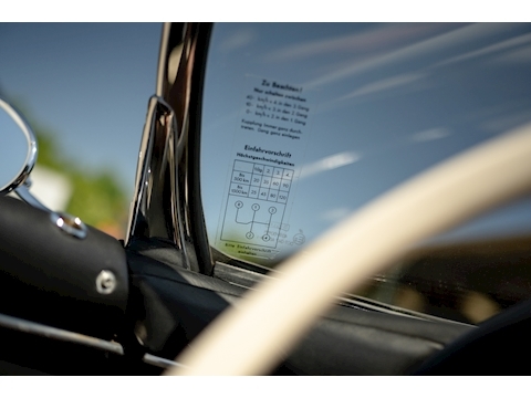 1957 Porsche 356 Speedster (53)
