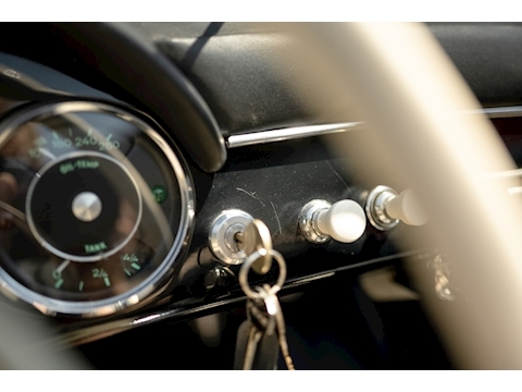1957 Porsche 356 Speedster (53)