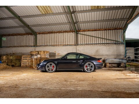 2009 Porsche 997.2 Turbo Coupe PDK (38)