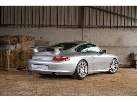 2004 Porsche 996 GT3 Manual (31)