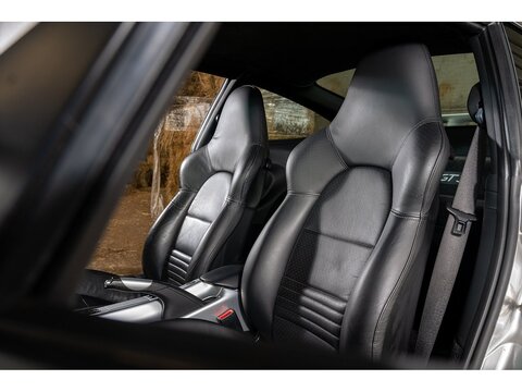 2004 Porsche 996 GT3 Manual (31)