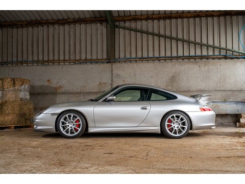 2004 Porsche 996 GT3 Manual (31)