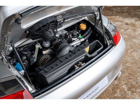 2004 Porsche 996 GT3 Manual (31)