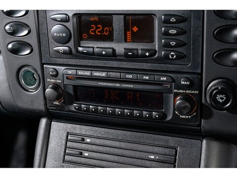 2004 Porsche 996 GT3 Manual (31)