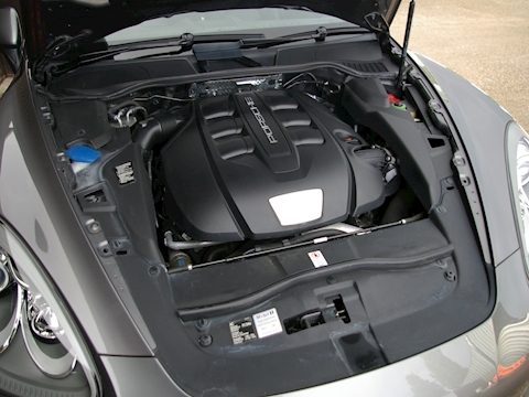 Cayenne D V6 Tiptronic Estate 3.0 Automatic Diesel