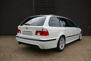 5 Series E39 525i Sport Touring Automatic 2500 4dr Estate Automatic Petrol