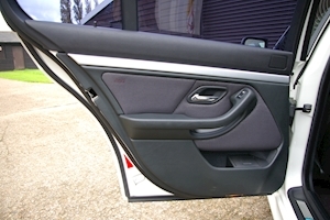 5 Series E39 530i Sport Automatic Saloon 3000 4dr Saloon Automatic Petrol