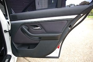 5 Series E39 530i Sport Automatic Saloon 3000 4dr Saloon Automatic Petrol