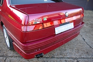 164 3.0 V6 Q4 6 Speed Manual LHD 3000 4dr Saloon Manual Petrol