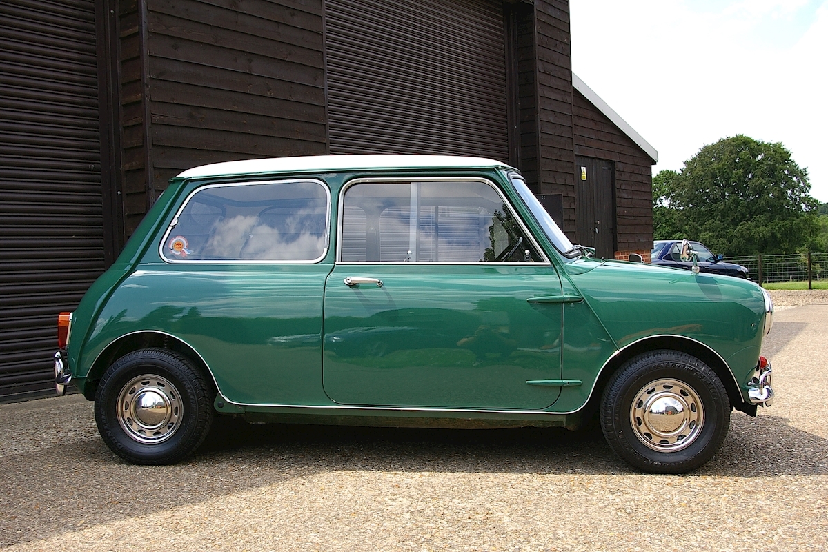 Used Mini MK1 Cooper 998 cc 3 Door 4 Speed Manual | Seymour Pope