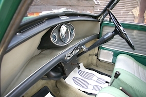 MK1 Cooper  998 cc 3 Door 4 Speed Manual 998 3dr Hatchback Manual Petrol