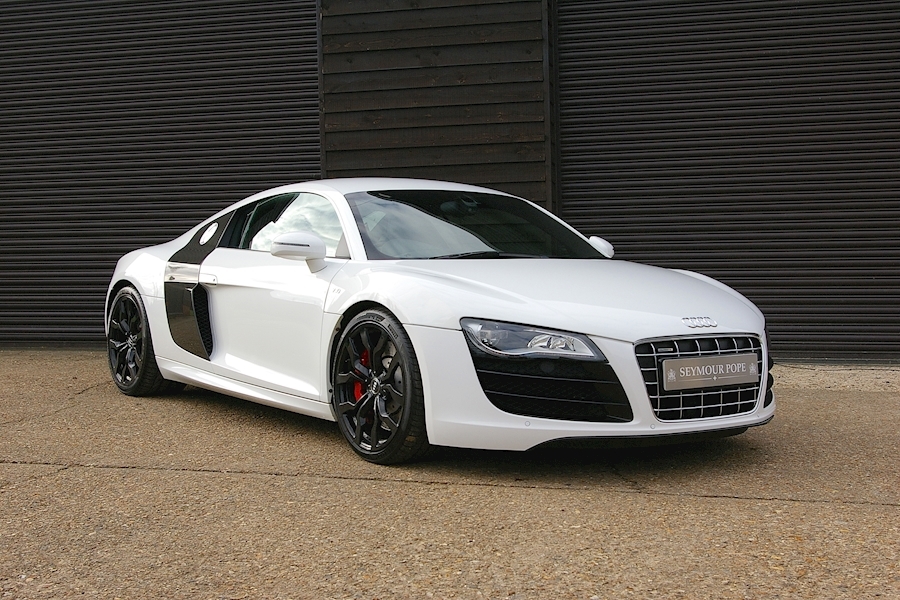 R8 5.2 V10 Quattro Automatic Coupe 5.2 2dr Coupe Semi Auto Petrol