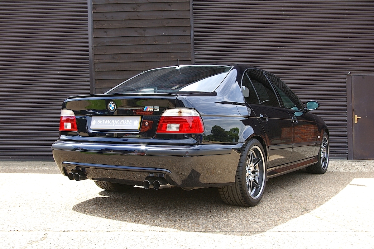 BMW M5 E39 4.9 V8 6 Speed Manual Saloon