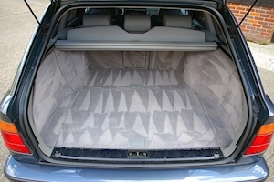 M5 E34 M5 3.8i 6 Speed Manual Touring 3800 5dr Estate Manual Petrol