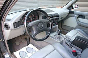 M5 E34 M5 3.8i 6 Speed Manual Touring 3800 5dr Estate Manual Petrol