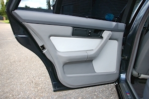 M5 E34 M5 3.8i 6 Speed Manual Touring 3800 5dr Estate Manual Petrol