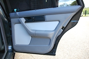 M5 E34 M5 3.8i 6 Speed Manual Touring 3800 5dr Estate Manual Petrol