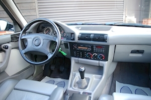 M5 E34 M5 3.8i 6 Speed Manual Touring 3800 5dr Estate Manual Petrol