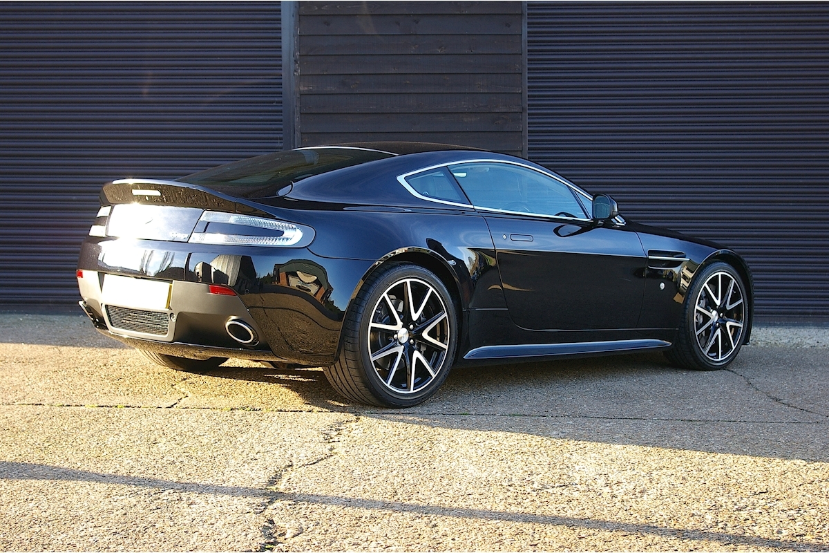 2016 Aston Martin Vantage V8 Hatchback Petrol Manual 
