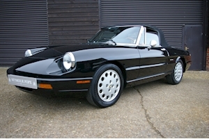 Spider SERIES 4 2.0 TWIN CAM 5 Speed Manual 1962 2dr Roadster Manual Petrol