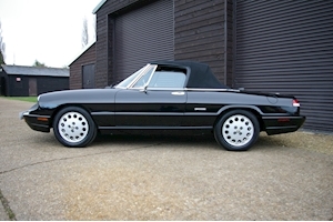 Spider SERIES 4 2.0 TWIN CAM 5 Speed Manual 1962 2dr Roadster Manual Petrol