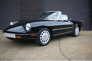 Spider SERIES 4 2.0 TWIN CAM 5 Speed Manual 1962 2dr Roadster Manual Petrol