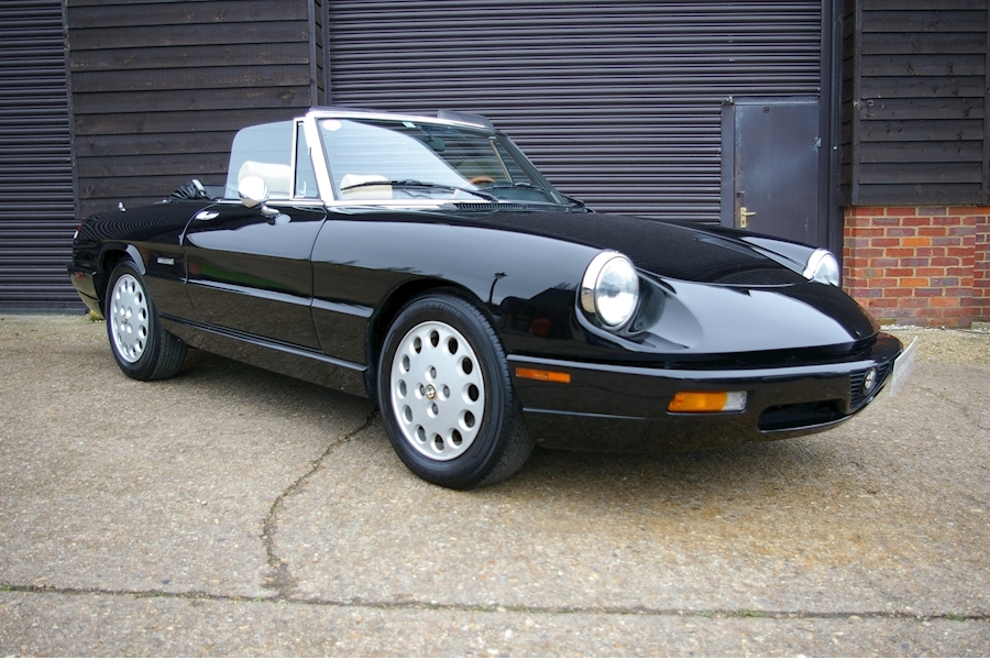Spider SERIES 4 2.0 TWIN CAM 5 Speed Manual 1962 2dr Roadster Manual Petrol