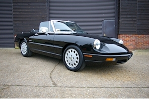 Spider SERIES 4 2.0 TWIN CAM 5 Speed Manual 1962 2dr Roadster Manual Petrol