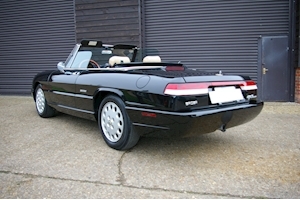 Spider SERIES 4 2.0 TWIN CAM 5 Speed Manual 1962 2dr Roadster Manual Petrol