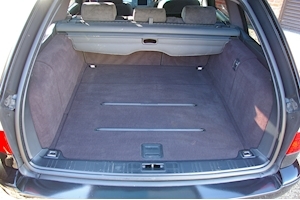 5 Series E39 525i Sport Touring Automatic 2500 5dr Estate Automatic Petrol
