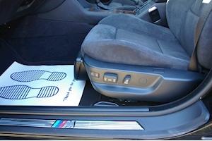 5 Series E39 525i Sport Touring Automatic 2500 5dr Estate Automatic Petrol