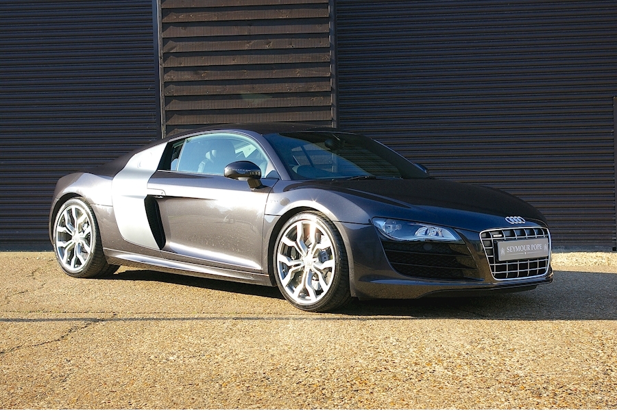 R8 5.2 V10 Quattro Coupe 6 Speed Manual Coupe 5.2 Manual Petrol