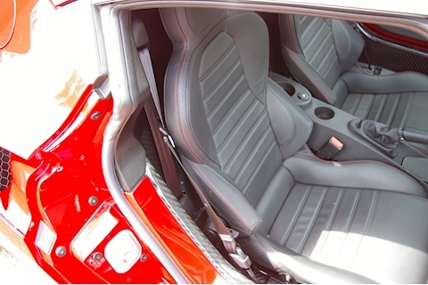 4C 1.8 Tbi ALFA TCT 2dr 1.7 2dr Coupe Semi Auto Petrol