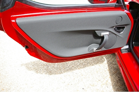4C 1.8 Tbi ALFA TCT 2dr 1.7 2dr Coupe Semi Auto Petrol