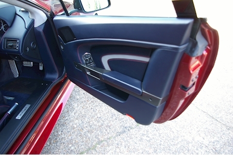 Vantage 5.9 V12 S Roadster SpeedShift III Auto 5.9 2dr Convertible Automatic Petrol