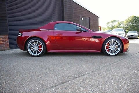 Vantage 5.9 V12 S Roadster SpeedShift III Auto 5.9 2dr Convertible Automatic Petrol