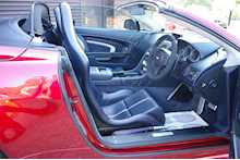 Aston Martin Vantage 5.9 V12 S Roadster SpeedShift III Auto 