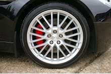 Aston Martin Vantage 4.7 V8 Coupe 6 Speed Manual 